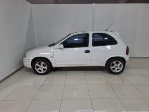 Opel Corsa Lite 1.4i - Image 2
