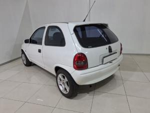 Opel Corsa Lite 1.4i - Image 3