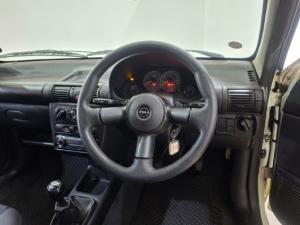 Opel Corsa Lite 1.4i - Image 8