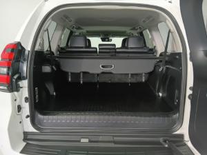 Toyota Land Cruiser Prado 2.8GD VX-L - Image 12