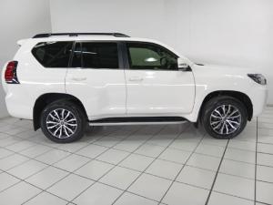 Toyota Land Cruiser Prado 2.8GD VX-L - Image 6