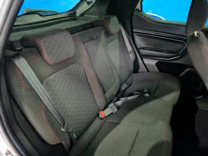 Renault Kiger 1.0 Turbo Intens manual - Image 8