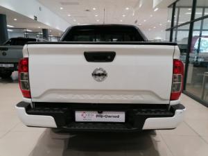Nissan Navara 2.5DDTi double cab SE Plus auto - Image 4