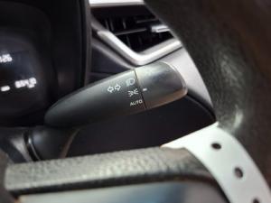 Toyota Corolla Cross 1.8 Xi - Image 19
