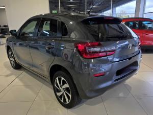 Toyota Starlet 1.5 XS auto - Image 5