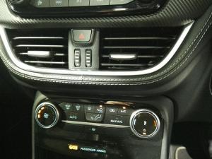 Ford Puma 1.0T ST-Line Vignale - Image 13