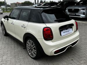 MINI Hatch Cooper S Hatch 5-door - Image 12