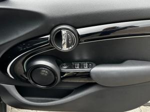 MINI Hatch Cooper S Hatch 5-door - Image 16