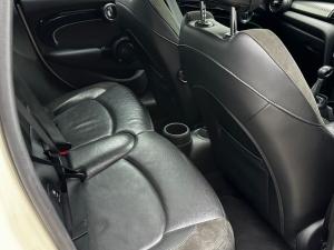 MINI Hatch Cooper S Hatch 5-door - Image 8