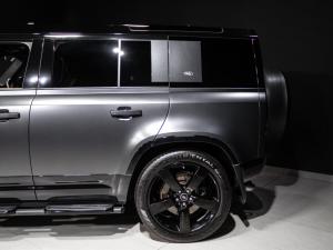 Land Rover Defender 110 V8 Carpathian Edition - Image 16