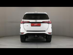 Toyota Fortuner 2.4GD-6 auto - Image 5