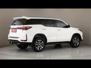Toyota Fortuner 2.4GD-6 auto - Image 2