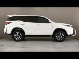 Toyota Fortuner 2.4GD-6 auto - Image 3