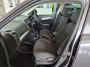 Suzuki Vitara Brezza 1.5 GLX automatic - Image 13