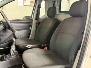 Nissan NP200 1.6 Safety PackS/C - Image 12