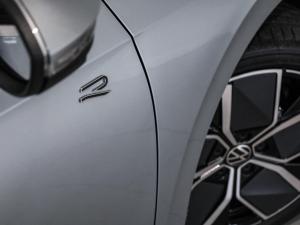 Volkswagen Golf 1.4TSI R-Line Plus - Image 11