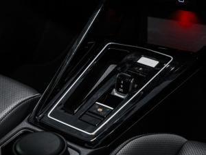 Volkswagen Golf 1.4TSI R-Line Plus - Image 25