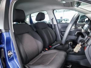 Volkswagen Polo Vivo hatch 1.4 Trendline - Image 12