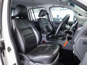 Volkswagen Amarok 2.0BiTDI double cab Highline 4Motion auto - Image 13