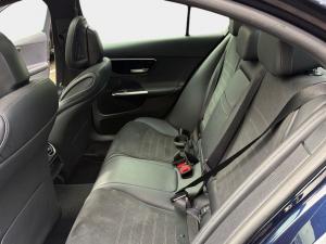 Mercedes-Benz C-Class C220d Avantgarde - Image 14