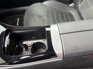 Mercedes-Benz C-Class C220d Avantgarde - Image 16