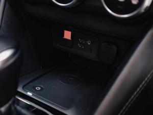 Mazda CX-3 2.0 Carbon Edition - Image 15