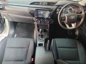 Toyota Hilux 2.4 GD-6 Raider X 4X4 automaticD/C - Image 6