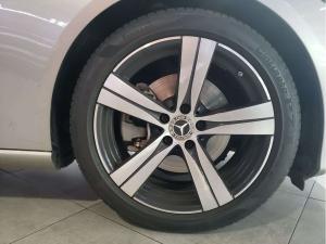 Mercedes-Benz C200 automatic - Image 4