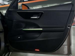 Mercedes-Benz C200 automatic - Image 9