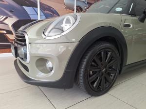 MINI Hatch Cooper Hatch 3-door - Image 2