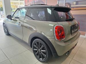 MINI Hatch Cooper Hatch 3-door - Image 4
