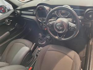 MINI Hatch Cooper Hatch 3-door - Image 9