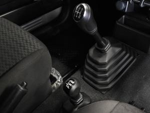 Suzuki Jimny 1.5 GL AllGrip 5-door manual - Image 18