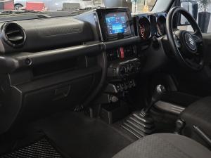Suzuki Jimny 1.5 GL AllGrip 5-door manual - Image 6