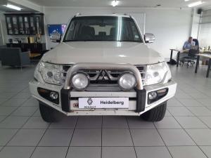 Mitsubishi Pajero 3.2 Di-Dc GLS automatic - Image 2