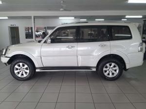 Mitsubishi Pajero 3.2 Di-Dc GLS automatic - Image 3