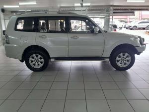Mitsubishi Pajero 3.2 Di-Dc GLS automatic - Image 6