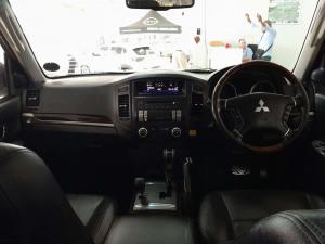 Mitsubishi Pajero 3.2 Di-Dc GLS automatic - Image 7