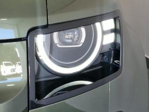 Land Rover Defender 90 D250 X-Dynamic SE - Image 21