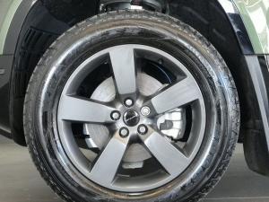 Land Rover Defender 90 D250 X-Dynamic SE - Image 6