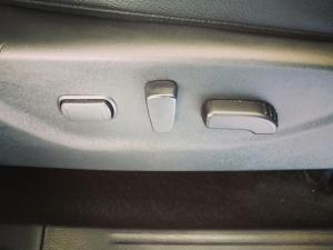 Nissan Navara 2.5DDTi double cab Pro-4X 4x4 - Image 10