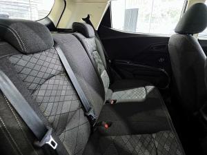 Mahindra XUV 3XO 1.2T AX5 auto - Image 12