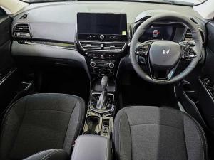 Mahindra XUV 3XO 1.2T AX5 auto - Image 18