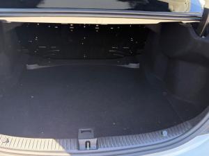 Mercedes-Benz C-Class C180 - Image 10