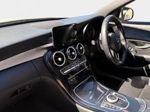 Mercedes-Benz C-Class C180 - Image 15
