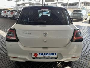 Suzuki Swift 1.2 GLX auto - Image 6