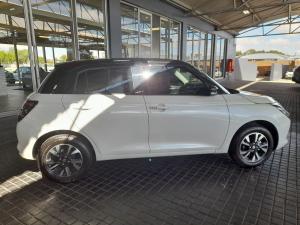 Suzuki Swift 1.2 GLX auto - Image 8
