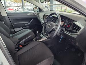 Volkswagen Polo hatch 1.0TSI Comfortline - Image 18