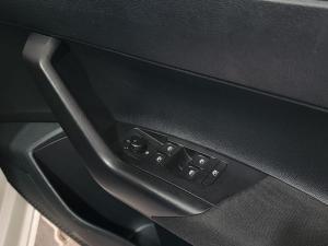 Volkswagen Polo hatch 1.0TSI Comfortline - Image 23