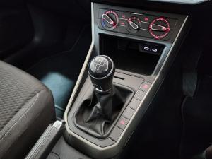 Volkswagen Polo hatch 1.0TSI Comfortline - Image 24